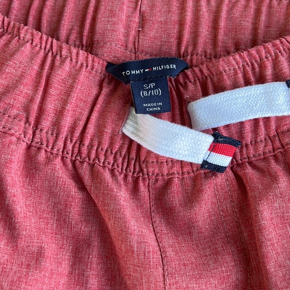 2 pairs of Tommy Hilfiger shorts - Picture 3 of 4